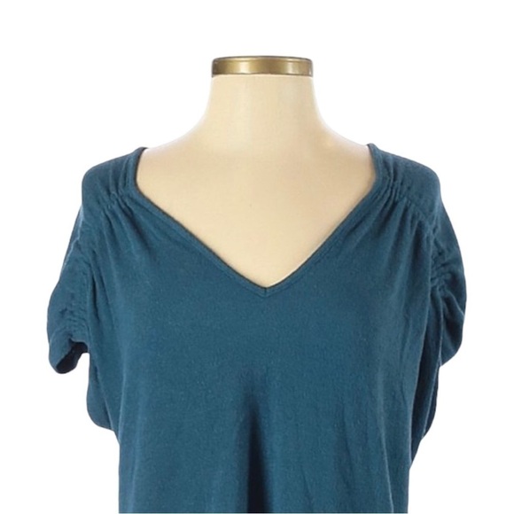 🌺 Pleione Nordstrom Shirred Short Sleeve Teal Textured Top Size XS NWT - Picture 3 of 10